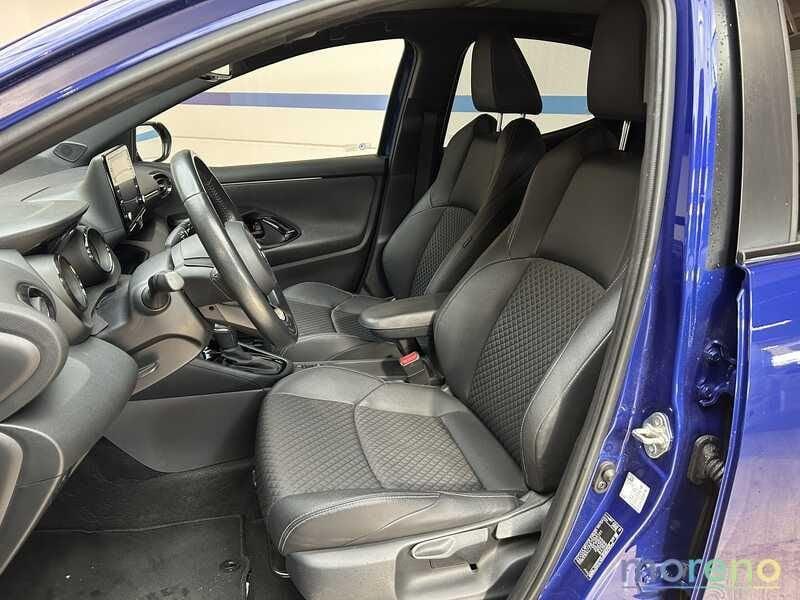 Toyota Yaris 1.5h Lounge