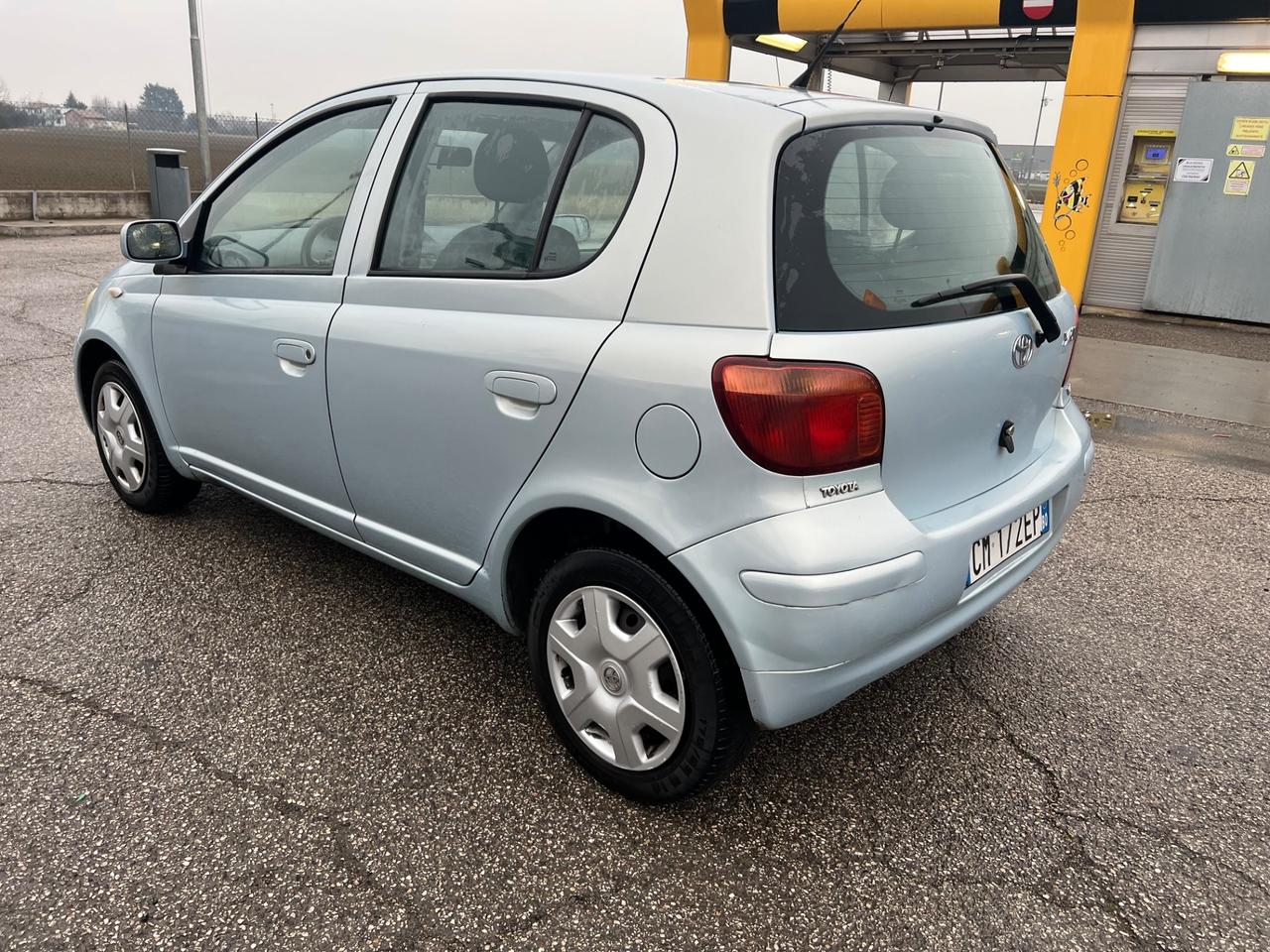 Toyota Yaris 1.0i 16V cat 5 porte