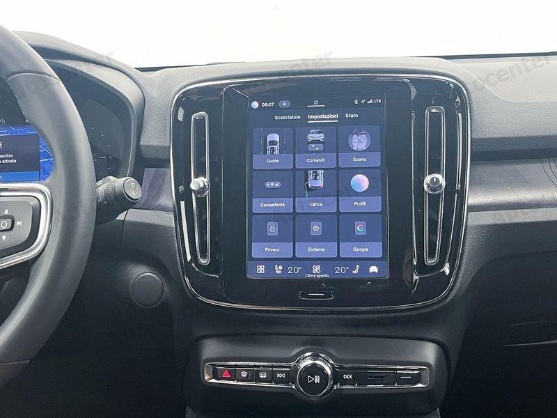 Volvo XC40 PURE ELECTRIC SINGLE MOTOR FWD PLUS