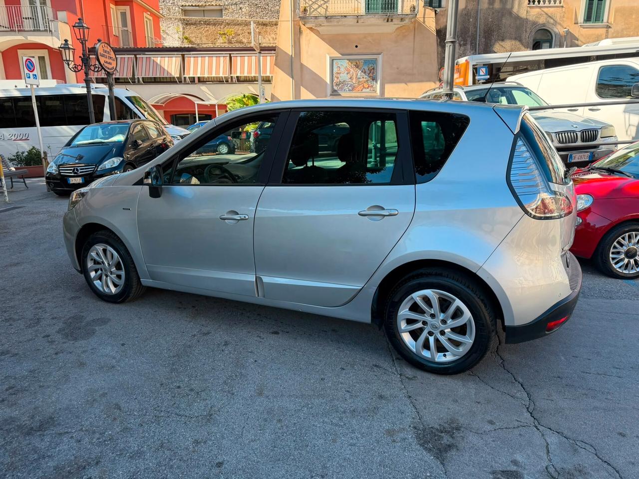 Renault Scenic Scénic XMod 1.5 dCi 95CV Limited