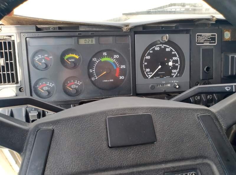VOLVO FL10 TURBO 6X2 CASSONE A SPONDE