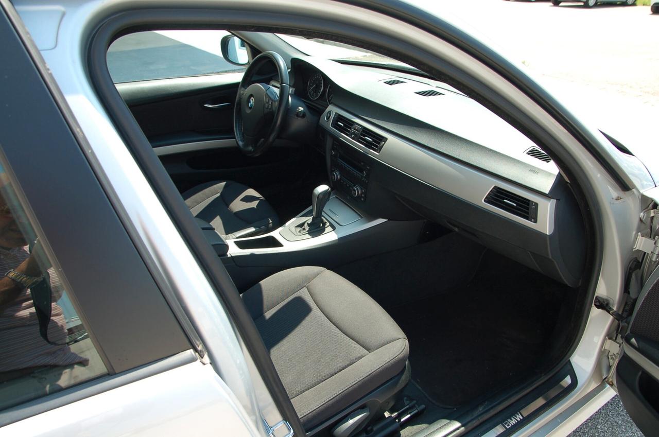 Bmw 320 320d cat xDrive Touring Attiva
