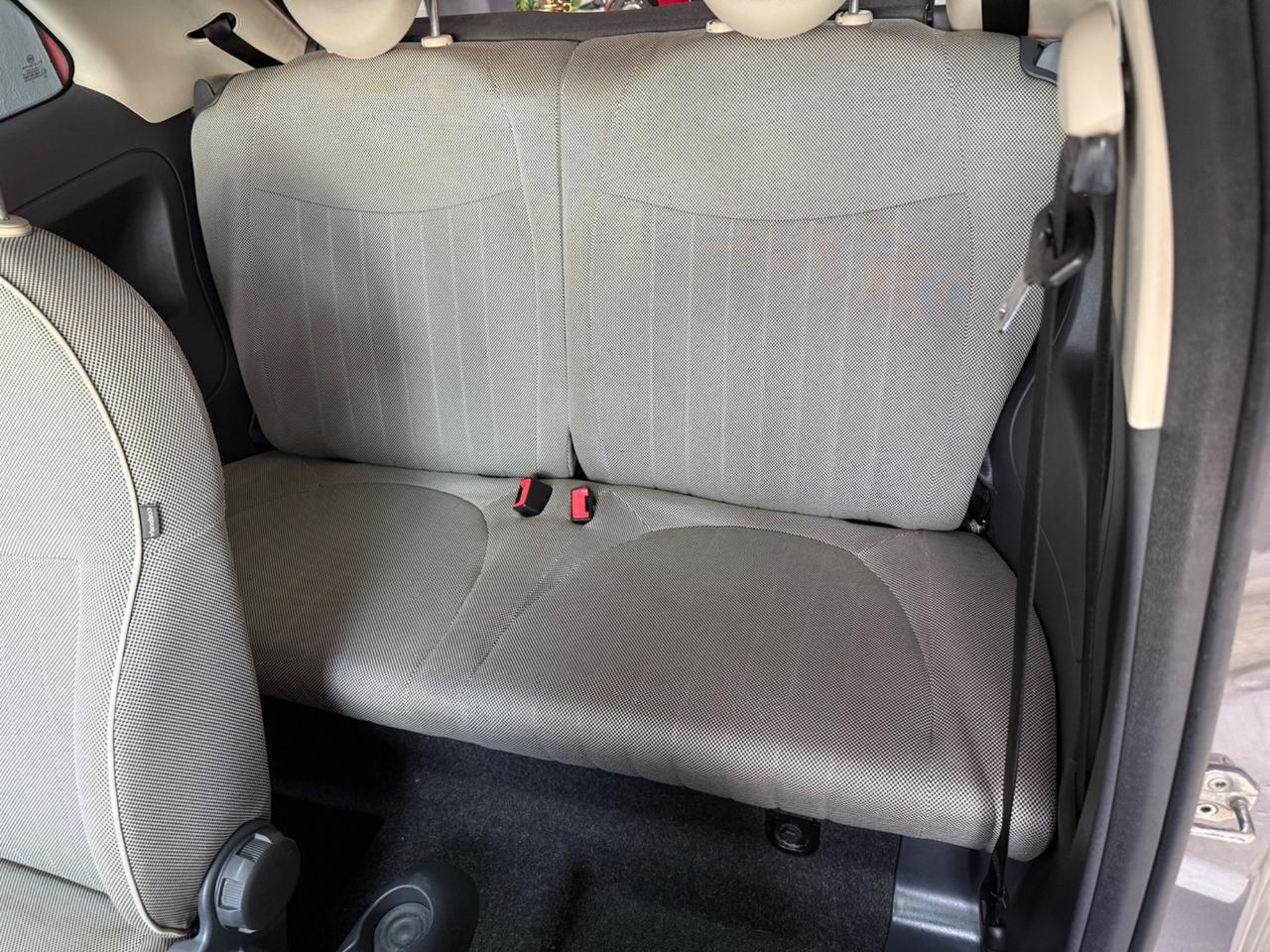 Fiat 500 1.2 Lounge Neopatentati 2010