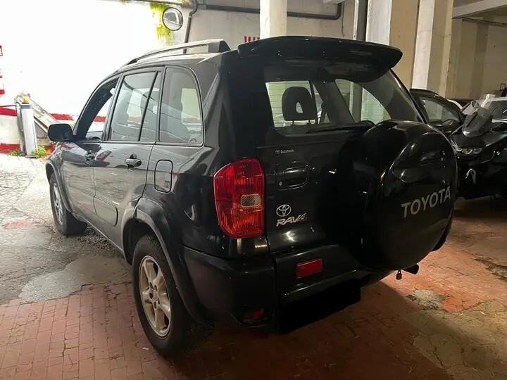Toyota RAV 4 RAV4 2.0 16V cat 5 porte Sol