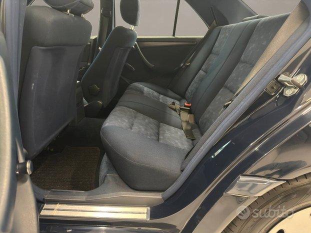 Mercedes Classe C C 180 Classic