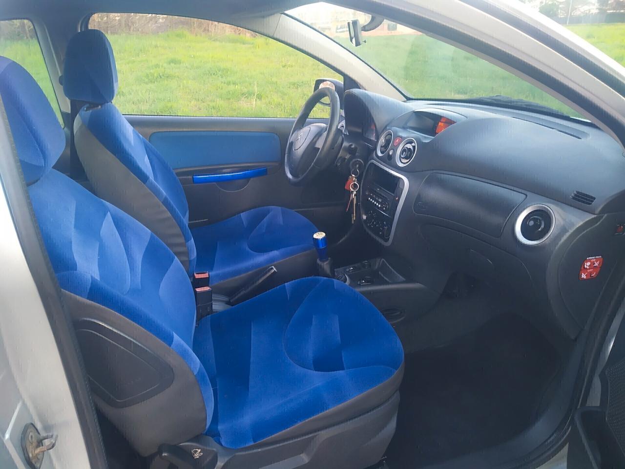Citroen C2 1.1 Exclusive 1 Propr. Neop. Distrib. Ok