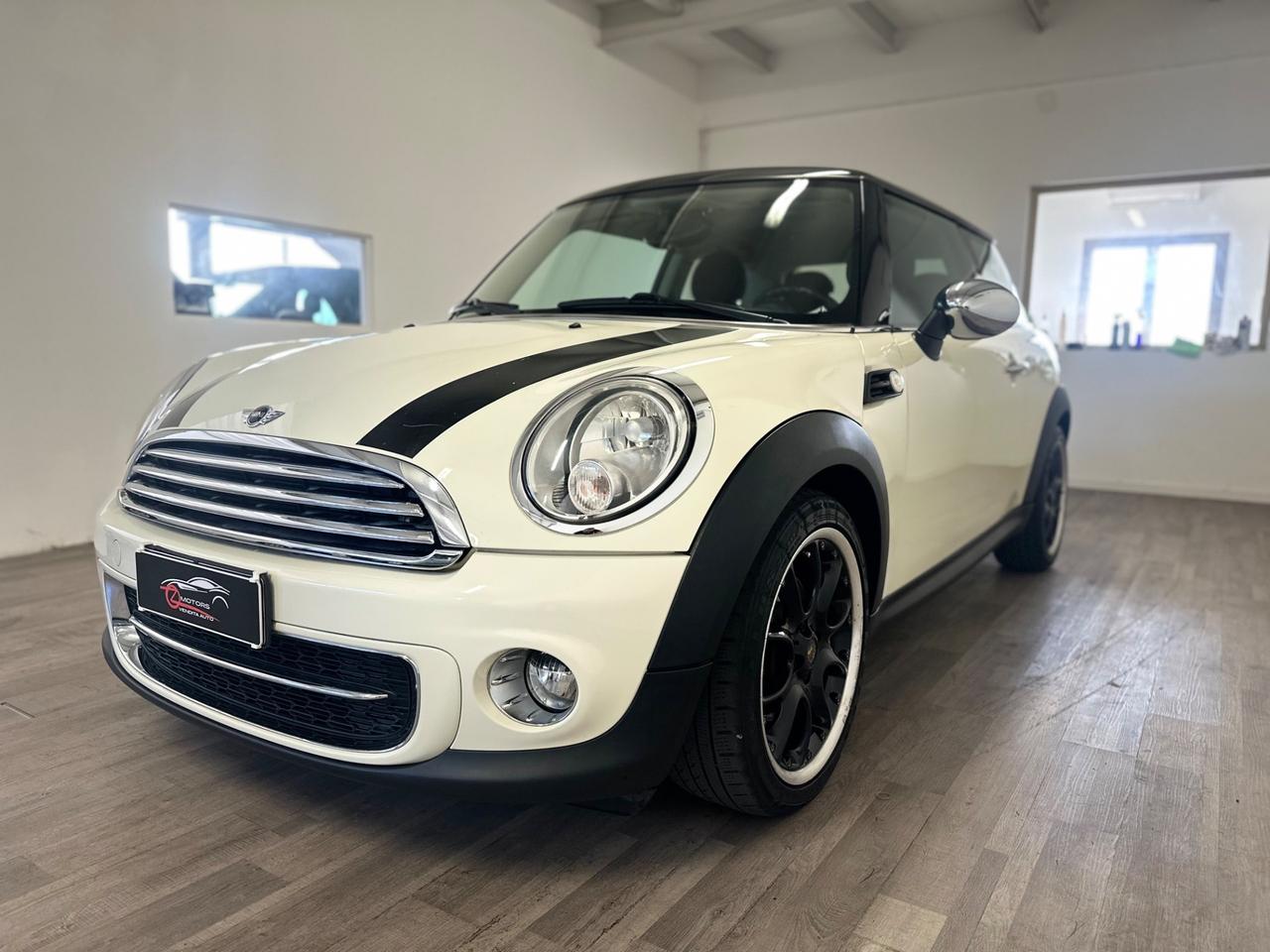 Mini 1.6 16V Cooper D NEOPATENTATI