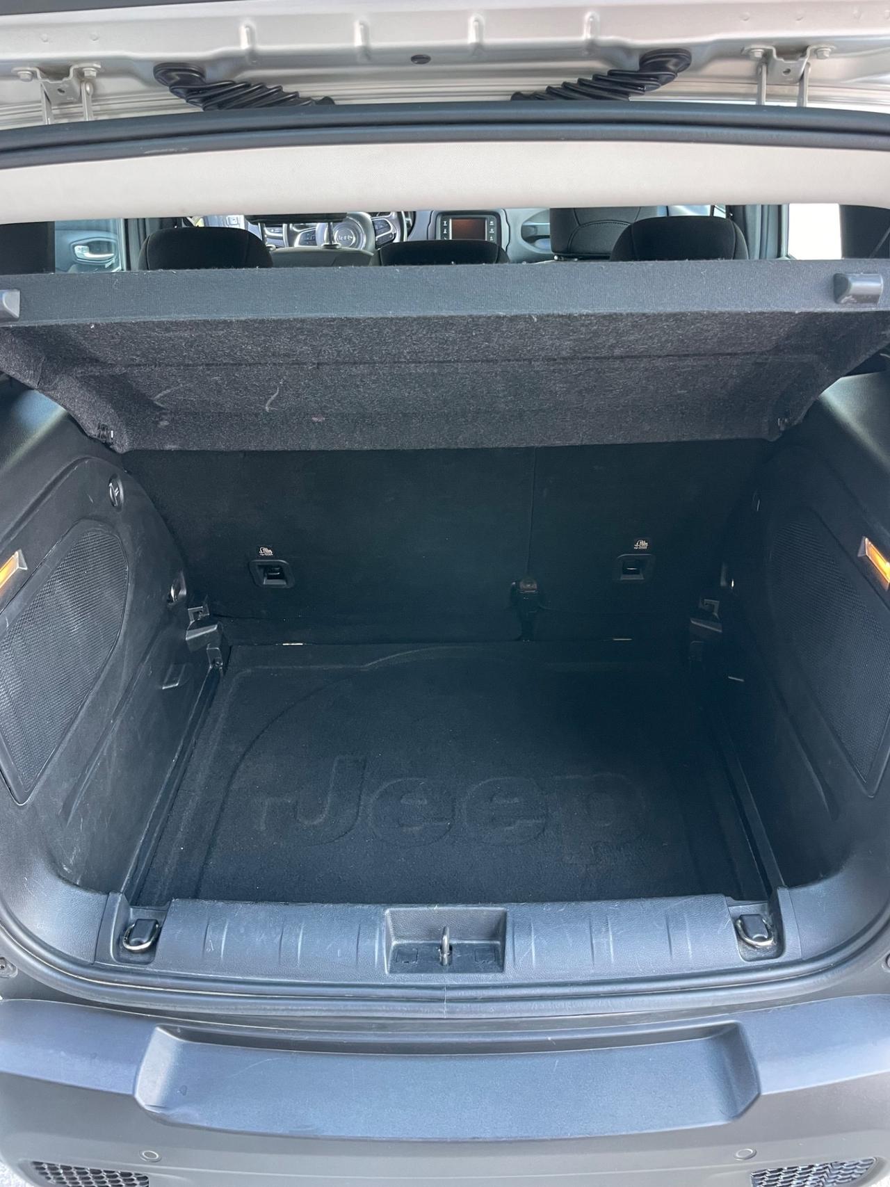 Jeep Renegade 1.6 Mjt 120 CV Longitude