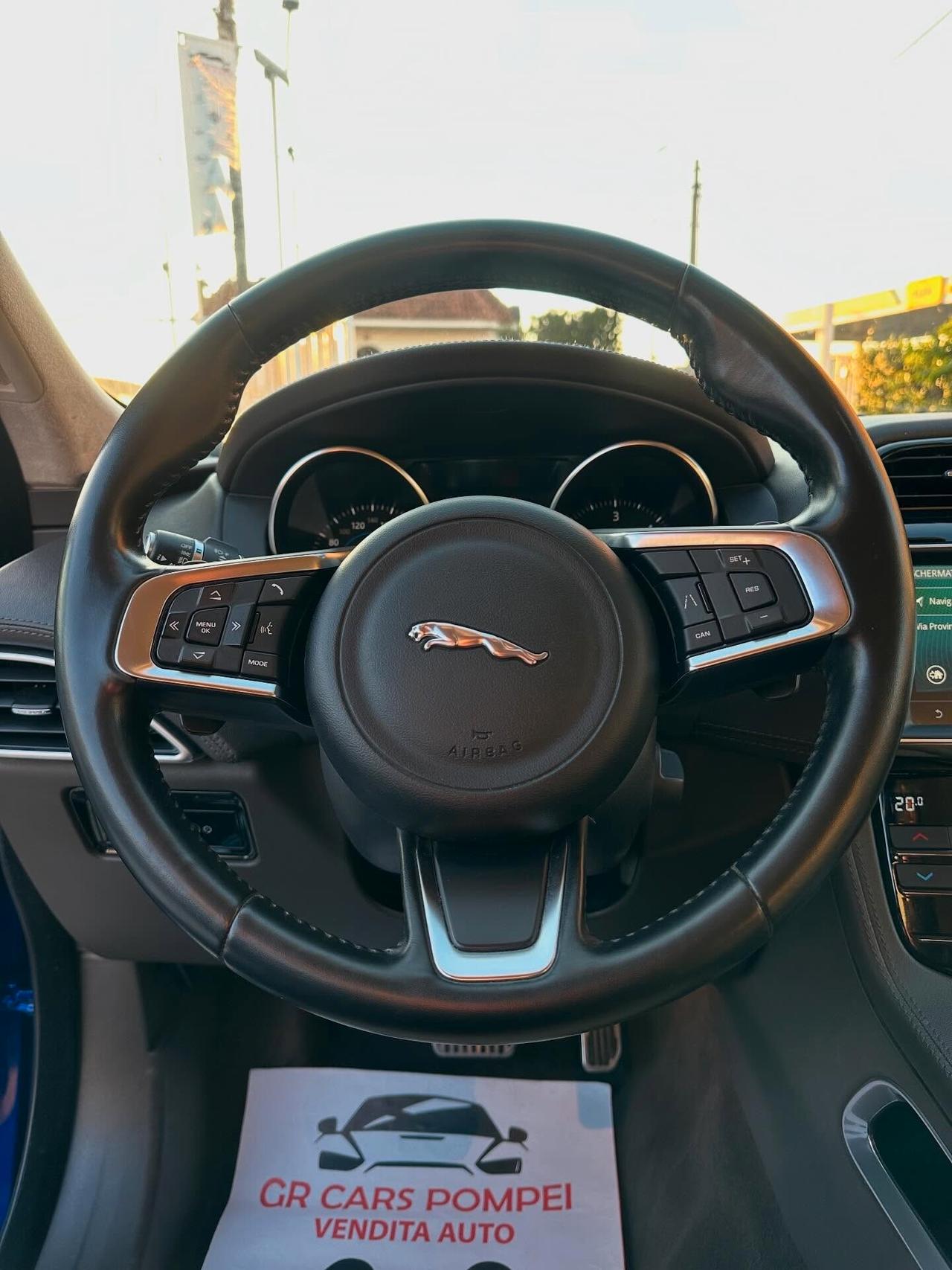 Jaguar F-Pace 2.0 D 180 CV AWD aut. Portfolio