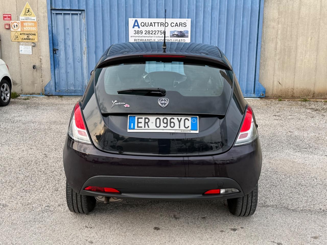 Lancia Ypsilon 1.2 69 CV Unyca
