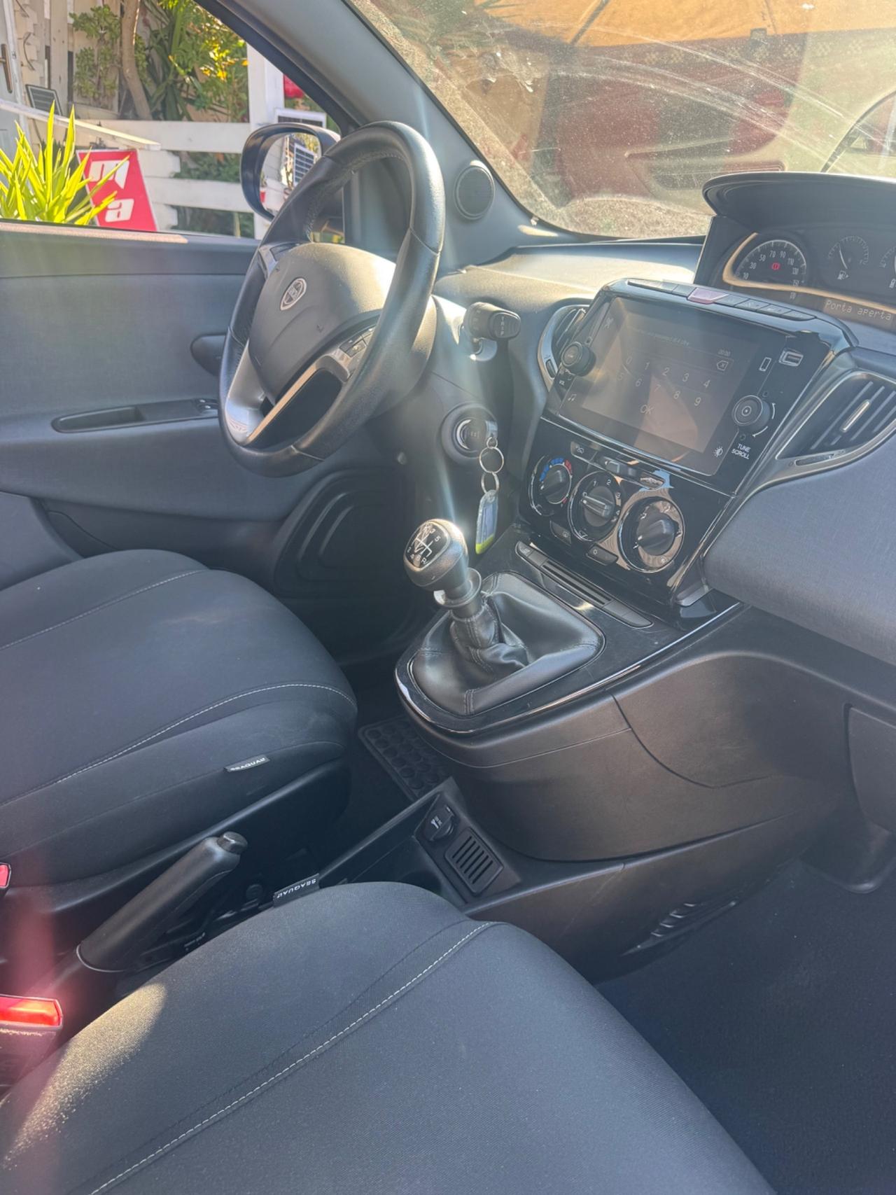 Lancia Ypsilon 1.0 Hybrid Gold Plus PREZZO REALE