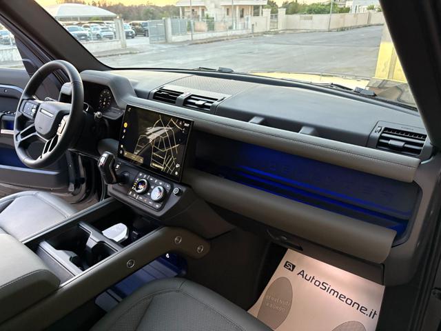LAND ROVER Defender 110 3.0D I6 200 CV AWD Auto X-Dynamic SE TETTO PAN