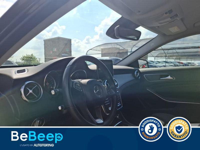 Mercedes-Benz GLA 200 D SPORT AUTO