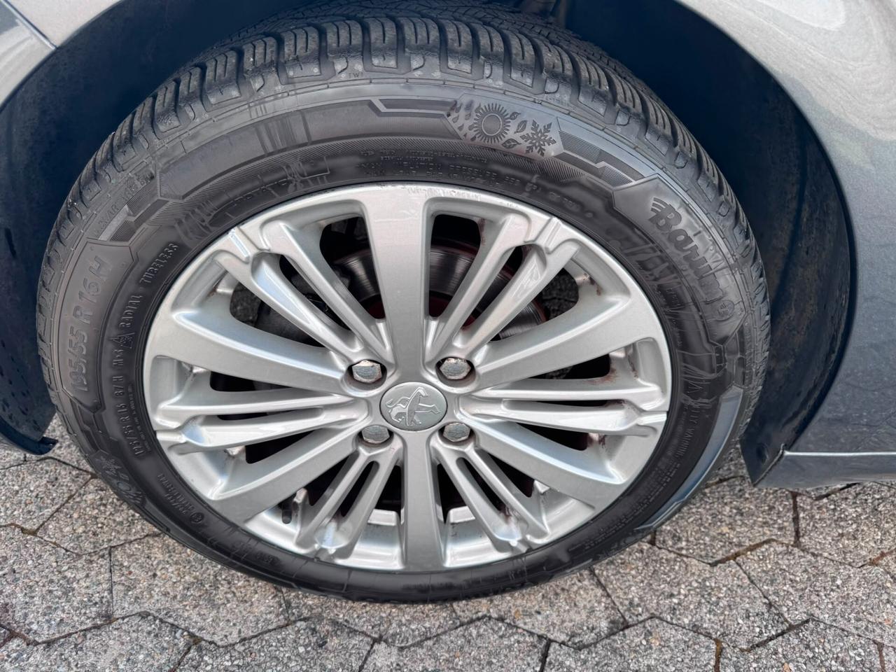 Peugeot 208 PureTech 82 5 porte Active*EURO6*NEOPATENTATI