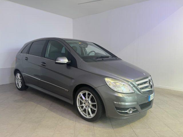 MERCEDES-BENZ B 200 CDI Premium