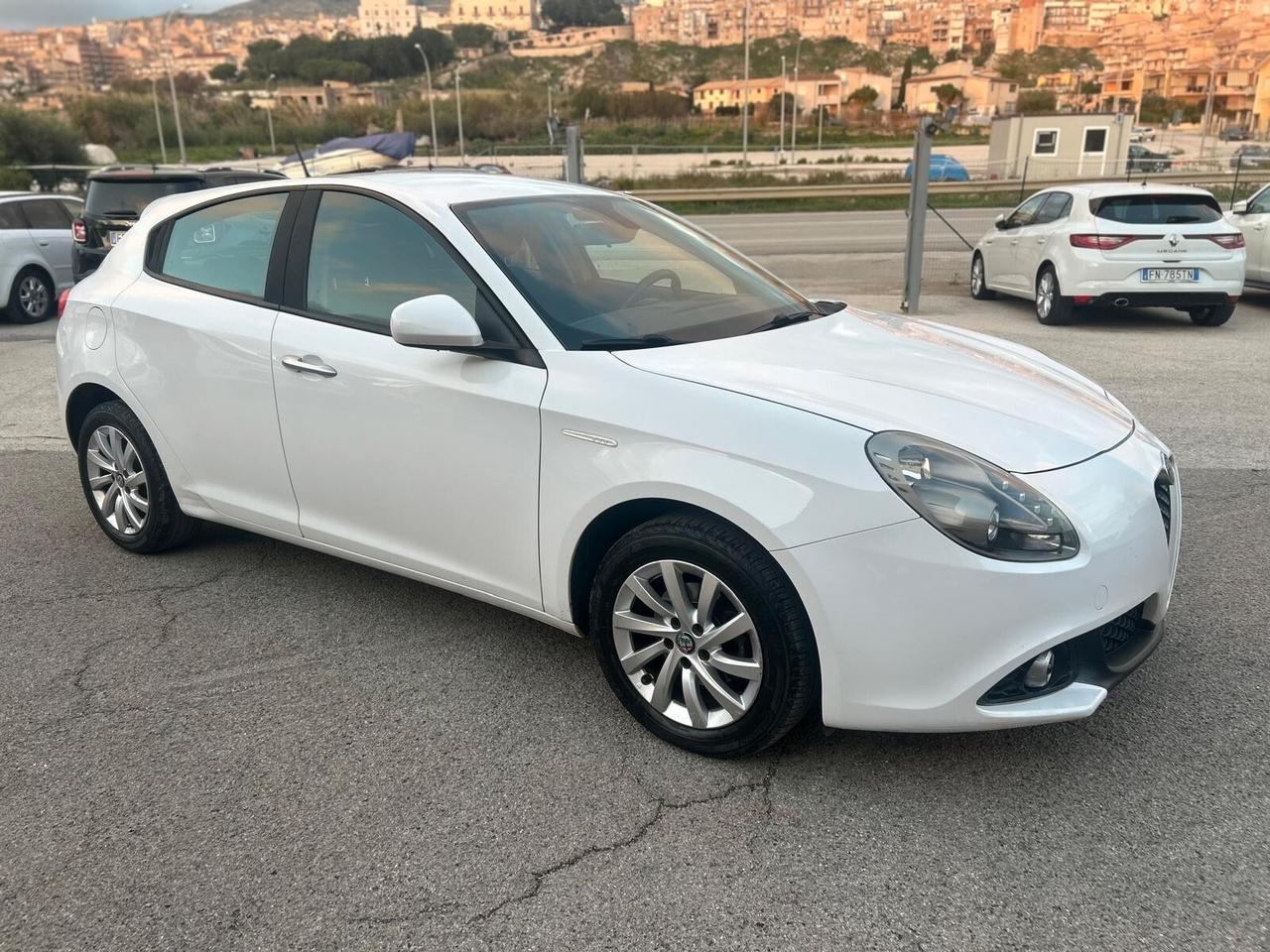 Alfa Romeo Giulietta 1.6 JTDm TCT 120 CV Super