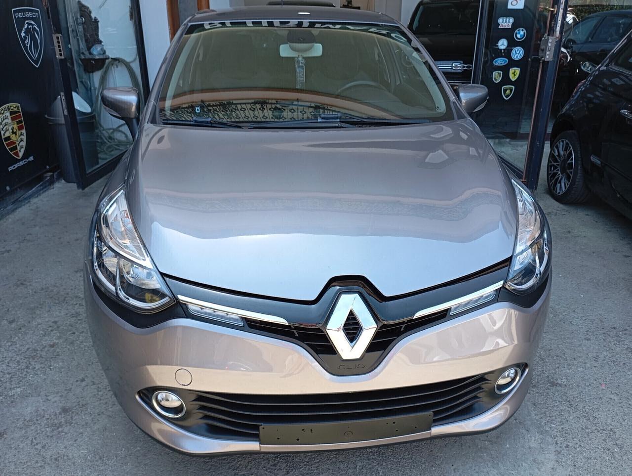 Renault Clio 5P 1.2 TCe 120CV Energy Intens Aut.