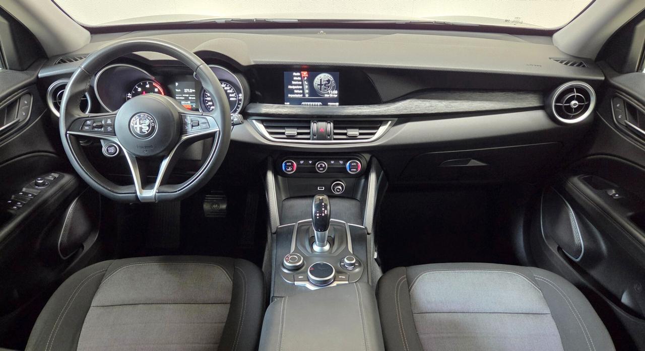 Alfa Romeo Stelvio 2.2 Turbodiesel 160 CV AT8 RWD Business
