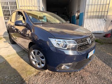 Dacia Sandero GPL EURO6B Lauréate 2017