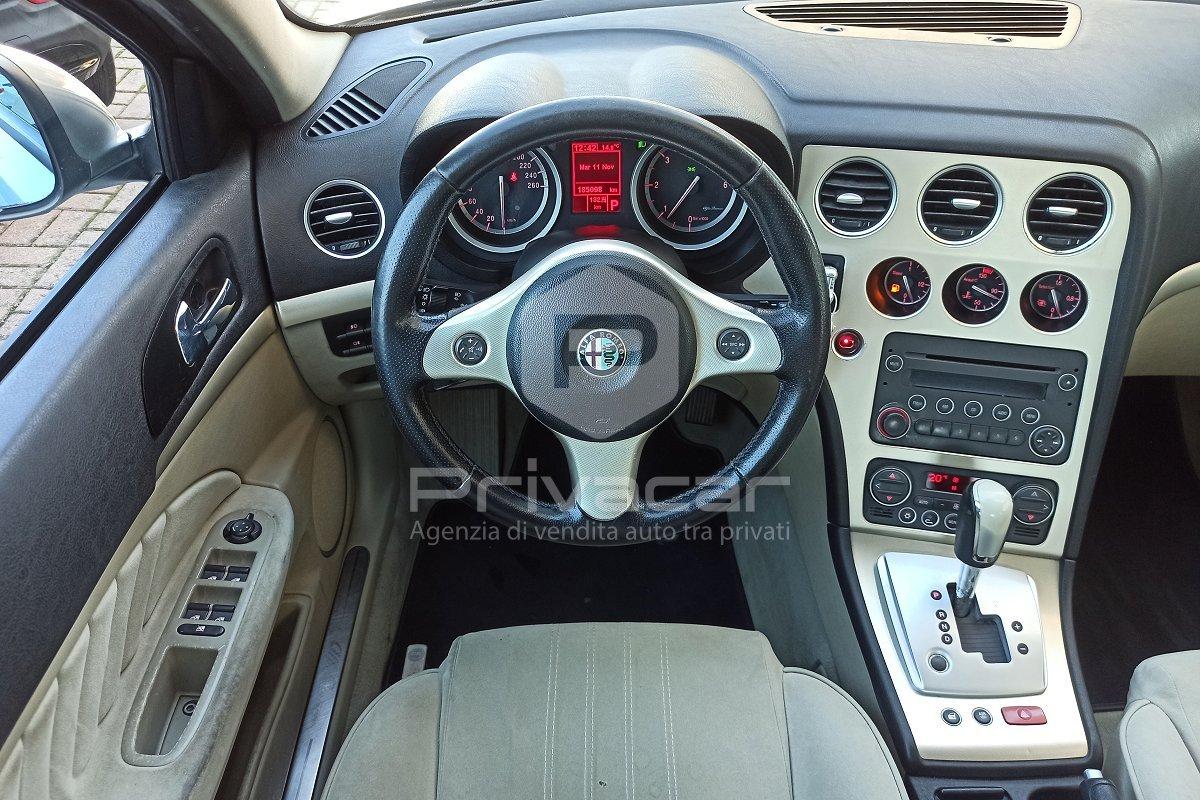 ALFA ROMEO 159 1.9 JTDm 16V Distinctive Q-Tronic