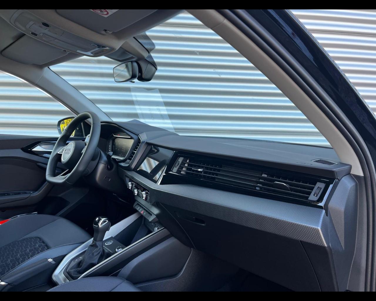 AUDI A1 SPORTBACK 30 TFSI S-TRONIC S LINE EDITION