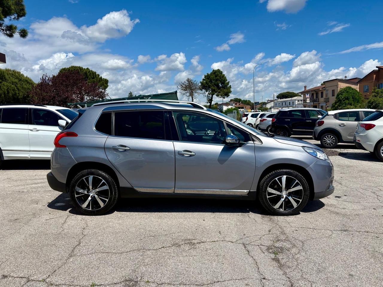 Peugeot 2008 1.6 e-HDi 92 CV Stop&Start Allure