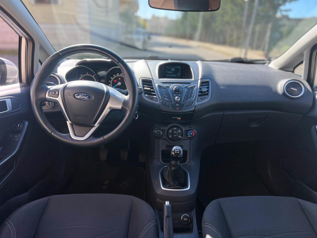 Ford Fiesta 1.5 TDCi 75CV 5 porte