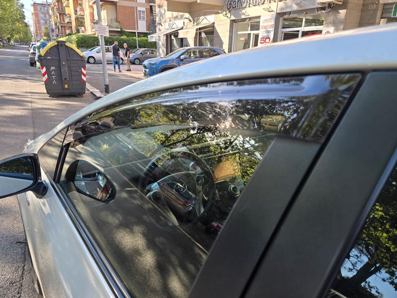 Toyota Prius Prius+ 1.8 Active