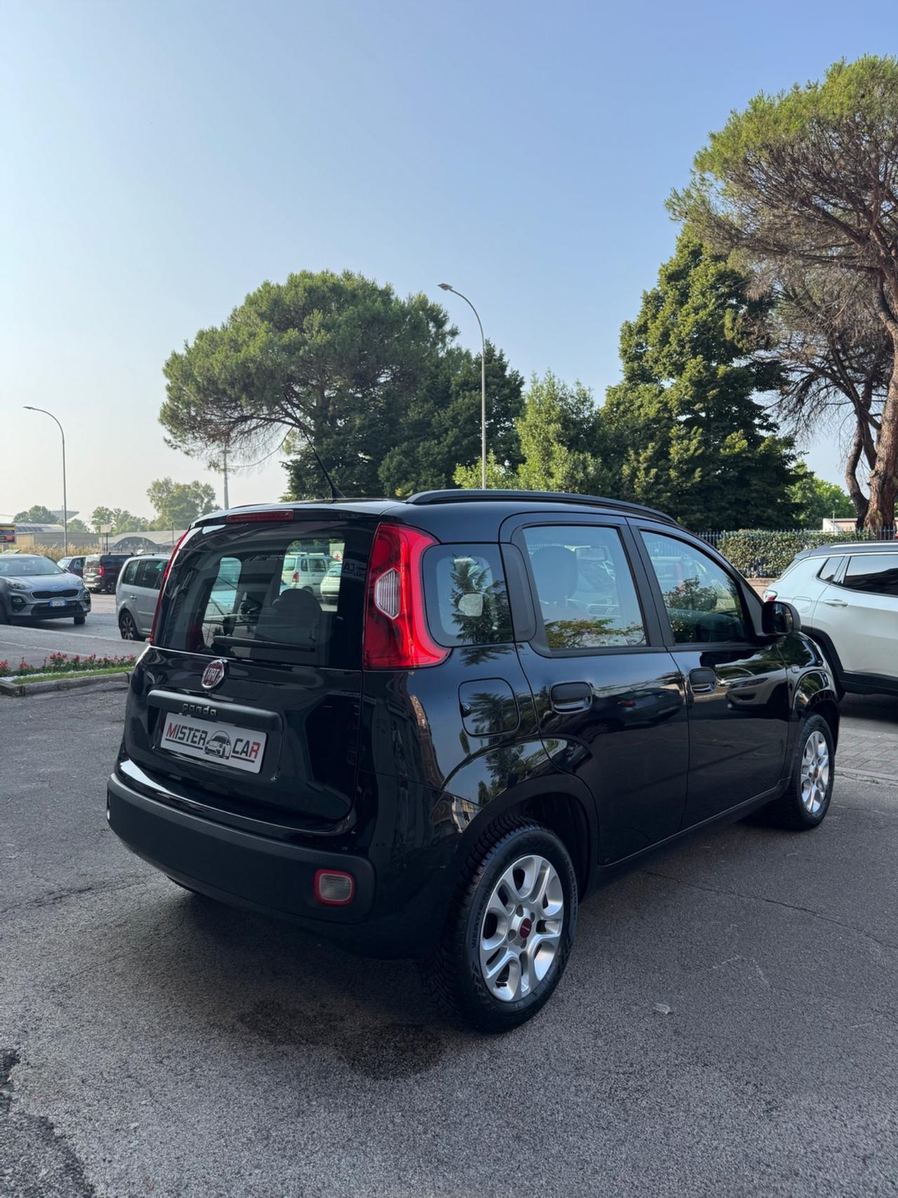 Fiat-Panda-1.2-benzina-69cv-54.000km-neopatentati-ottimo!