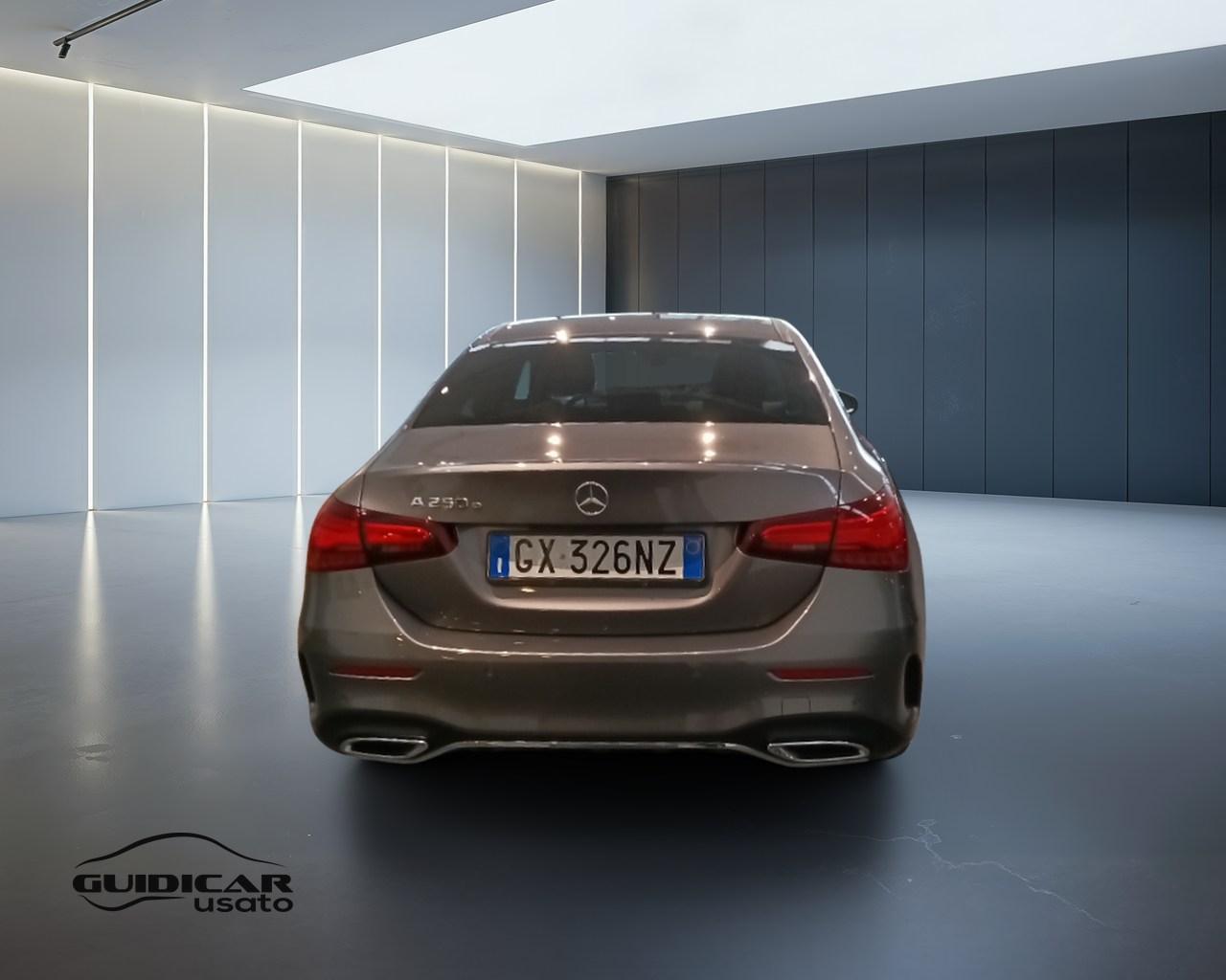 Mercedes-Benz Classe A - V177 2023 - A 250 e phev AMG Line Advanced Plus auto
