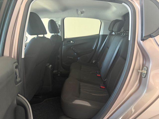 PEUGEOT 208 1° serie 1.2 VTi 82 CV 5 porte Allure