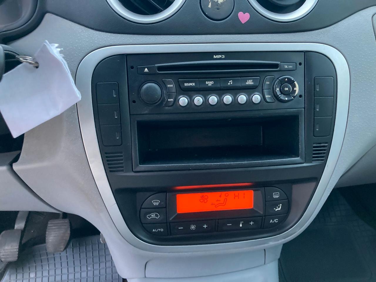 Citroen C3 1.1 - IDEALE X NEOPATENTATI - 2007