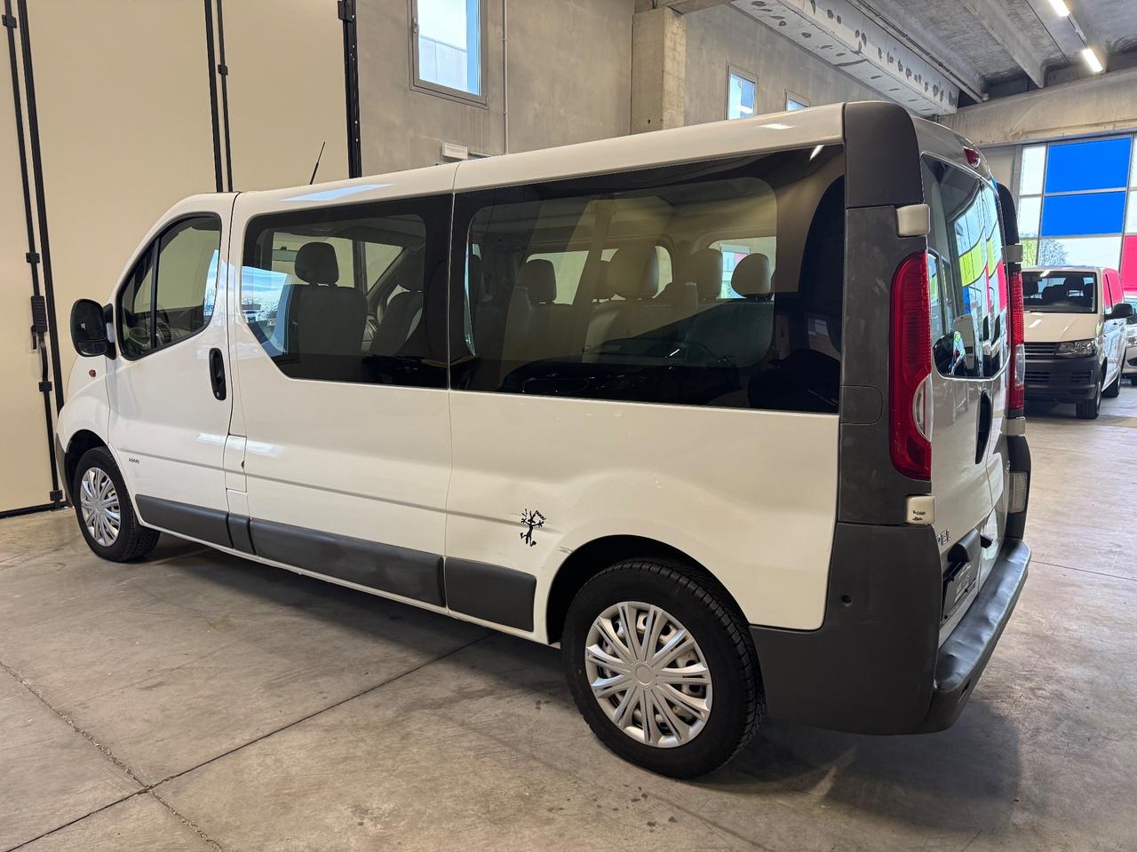 Opel Vivaro 9 posti Long 2.0 DIESEL