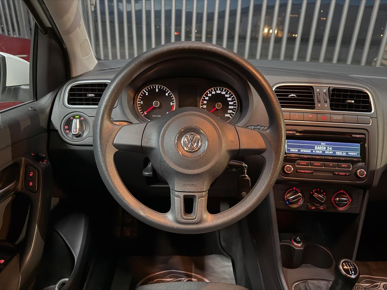 Volkswagen Polo 5p 1.2 tdi 75cv Blackeditione okneopatentati