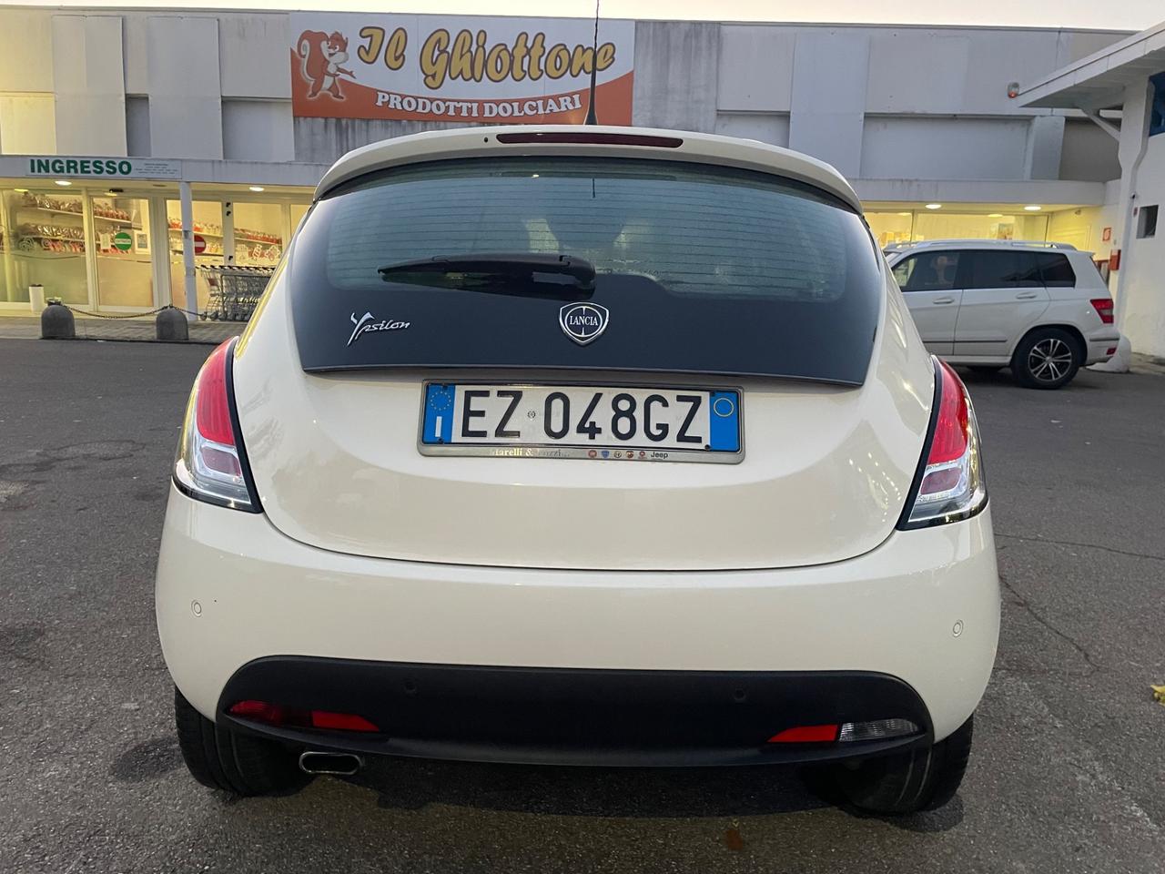 Lancia Ypsilon 1.2 69 CV 5 porte*Neopatentati*Solo 30000km*