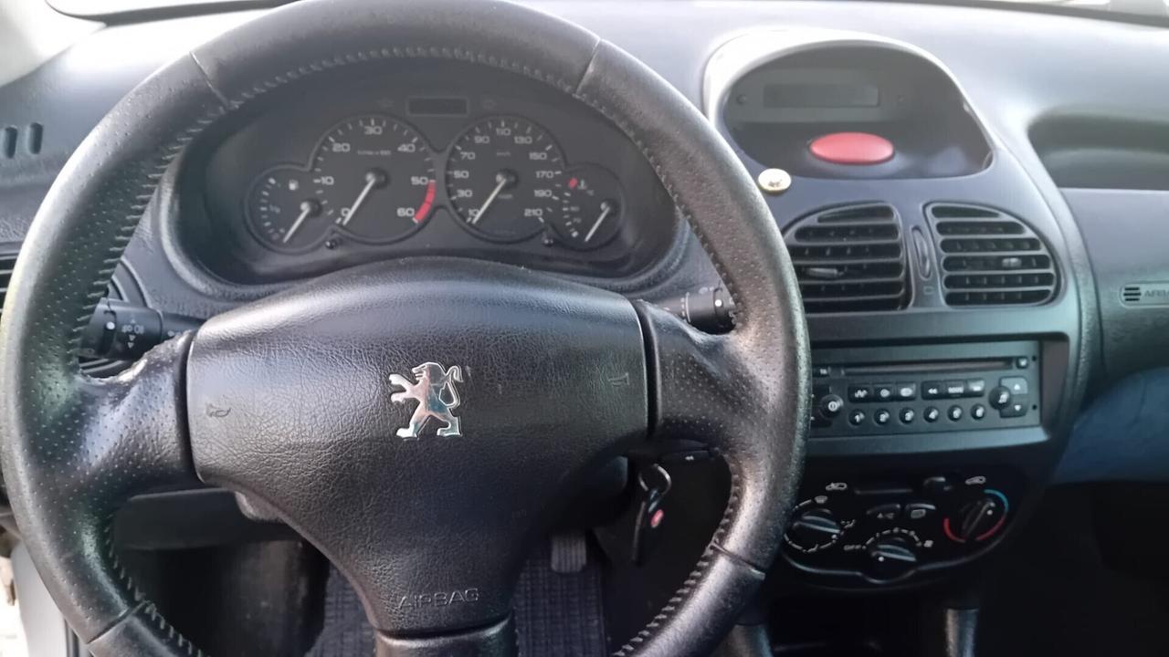 Peugeot 206 1.4 HDi 5p. XR
