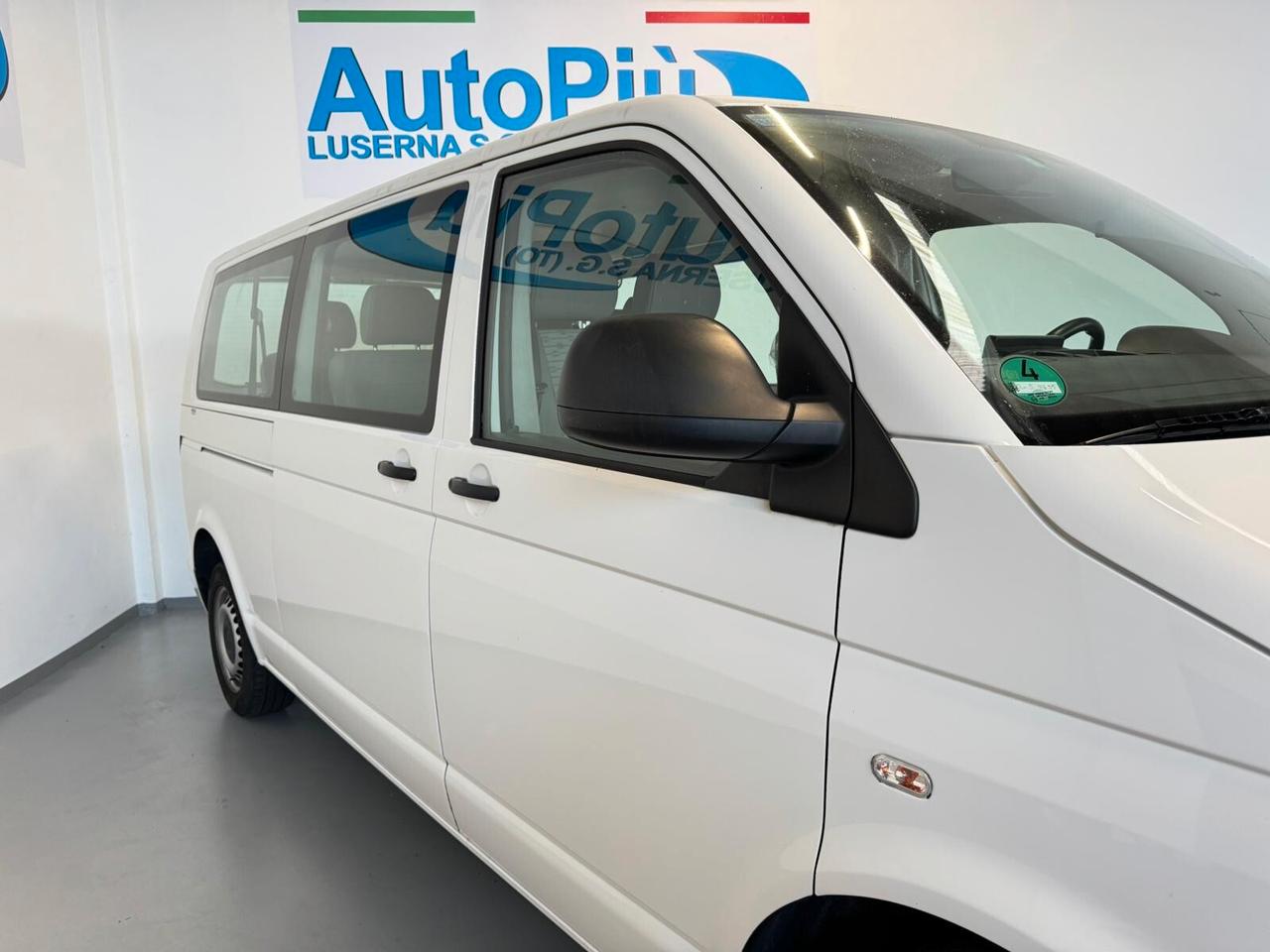 Volkswagen Transporter 9 posti 2.0 TDI 102CV PL Kombi + traino