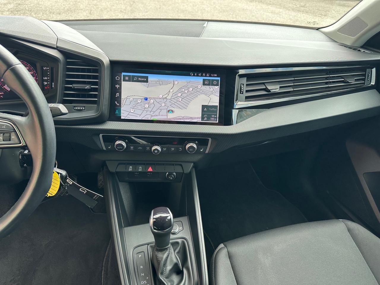 Audi A1 SPB 25 TFSI Identity Black AUTOM