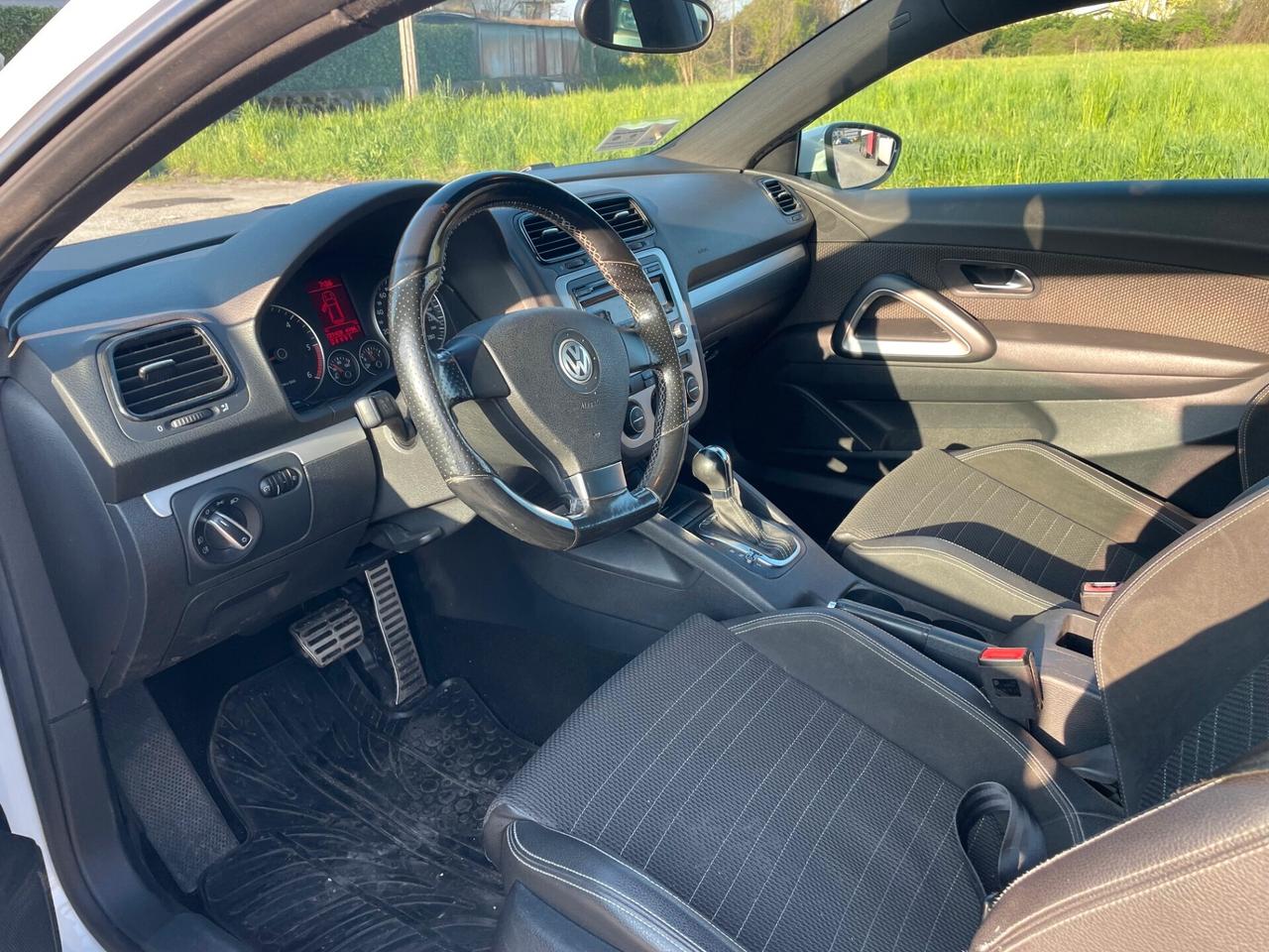 Volkswagen Scirocco 2.0 TDI 140CV DPF DSG