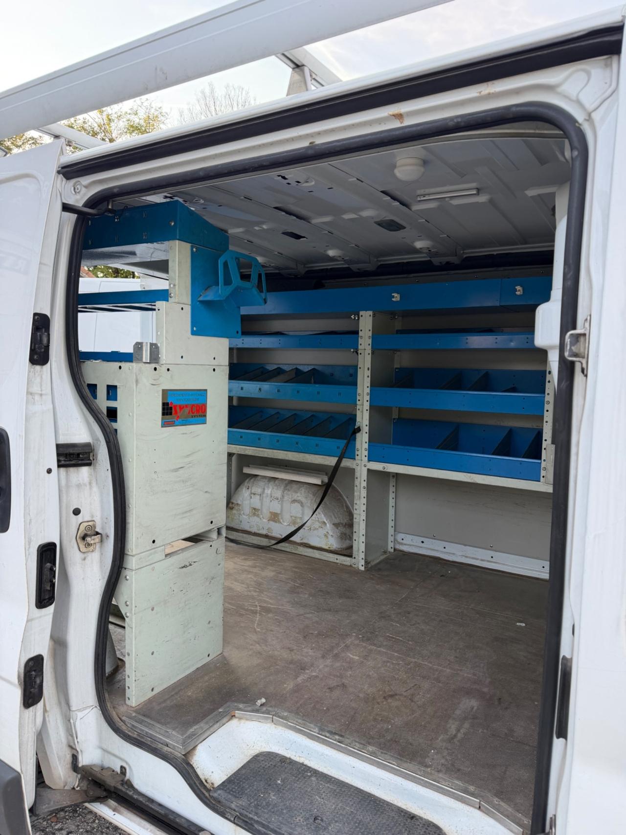 Opel VIVARO benzina