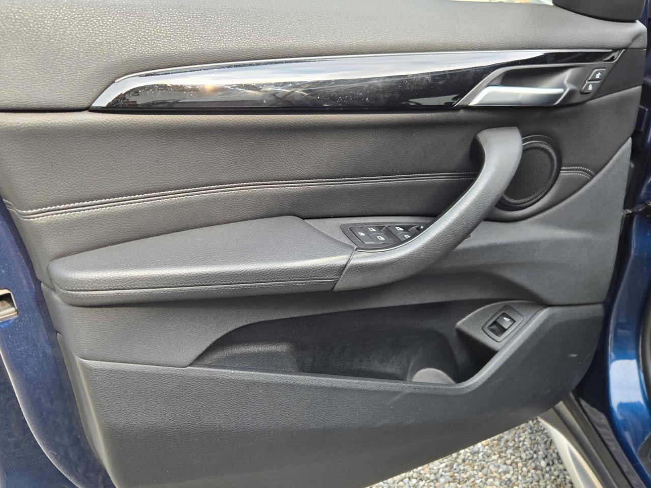 Bmw X1 sDrive20d xLine Plus con gancio traino