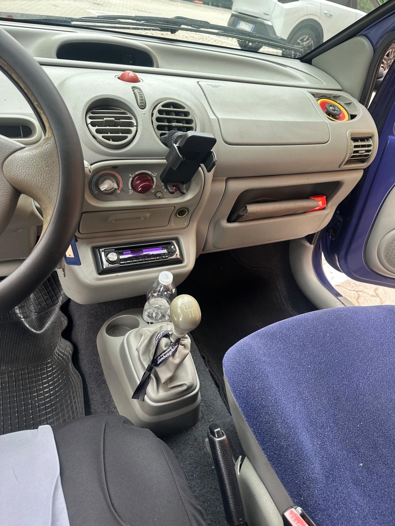 Renault Twingo 1.2i cat Ice