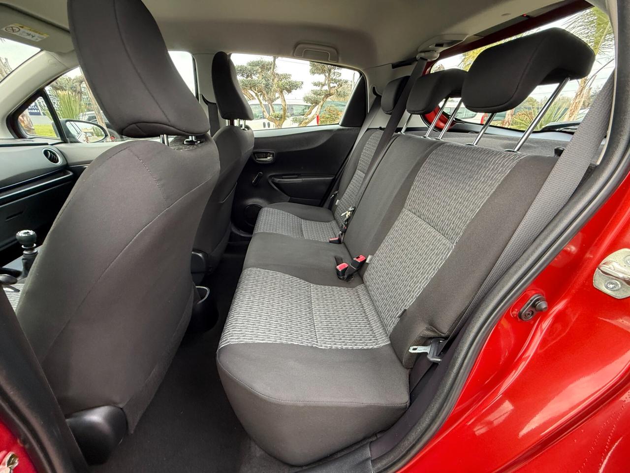 Toyota Yaris 1.4 D-4D 90 Cv 5 porte Lounge Navi