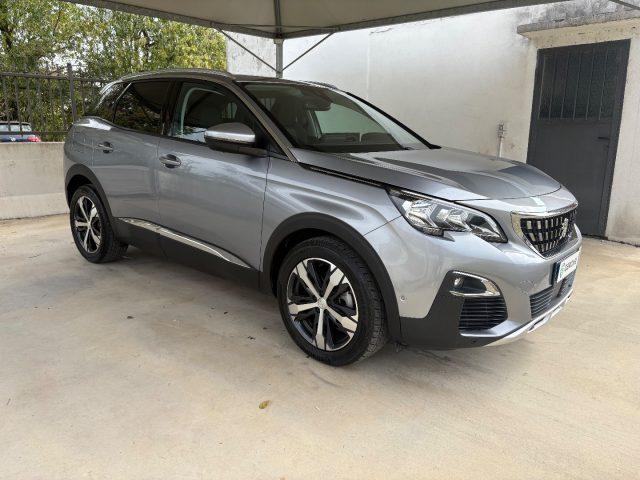 PEUGEOT 3008 PureTech 130 Allure POCHI CHILOMETRI TENUTA BENE