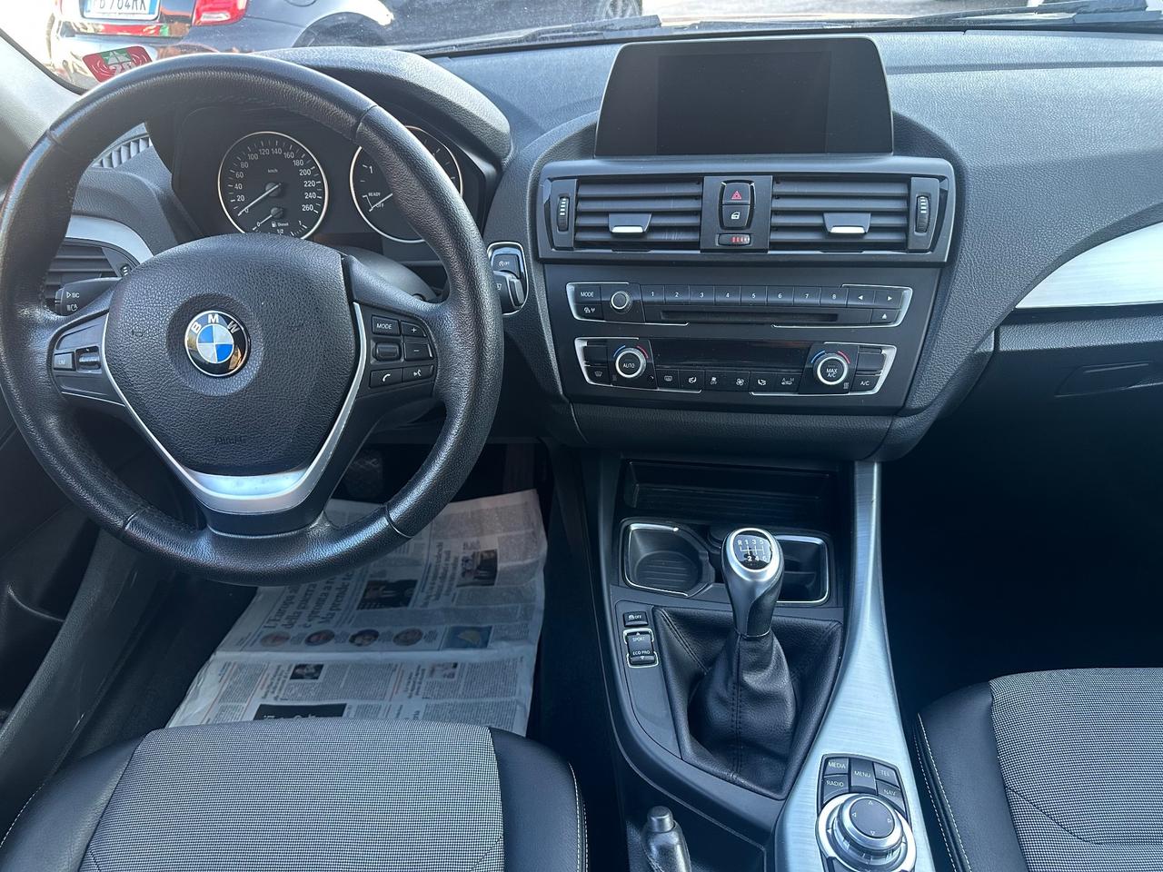 Bmw 116 116d 5p. Urban led sensori di p. cerchi lega e misto pelle