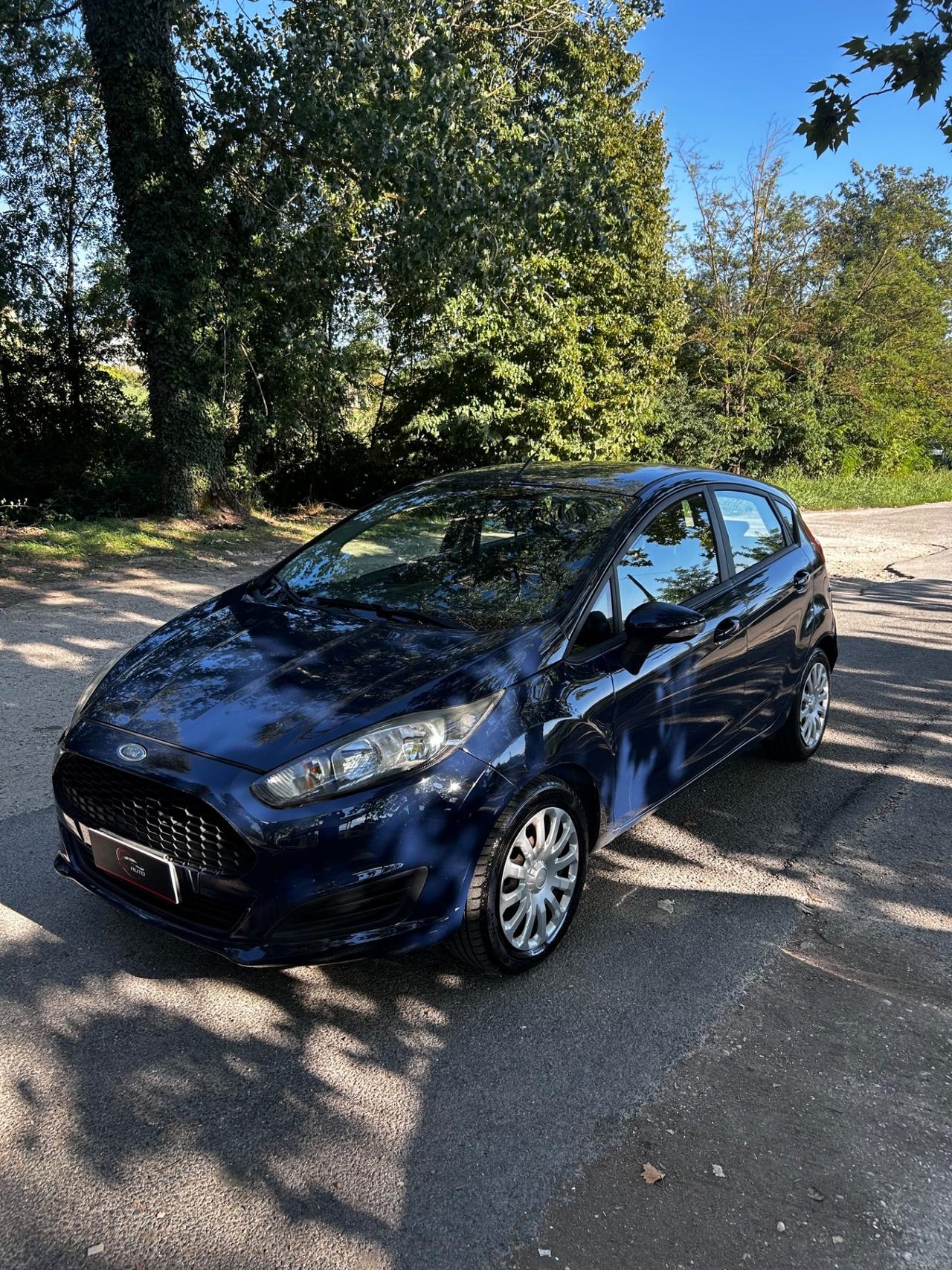 Ford Fiesta 1.5 TDCi 75CV 5 porte Black & White Edition
