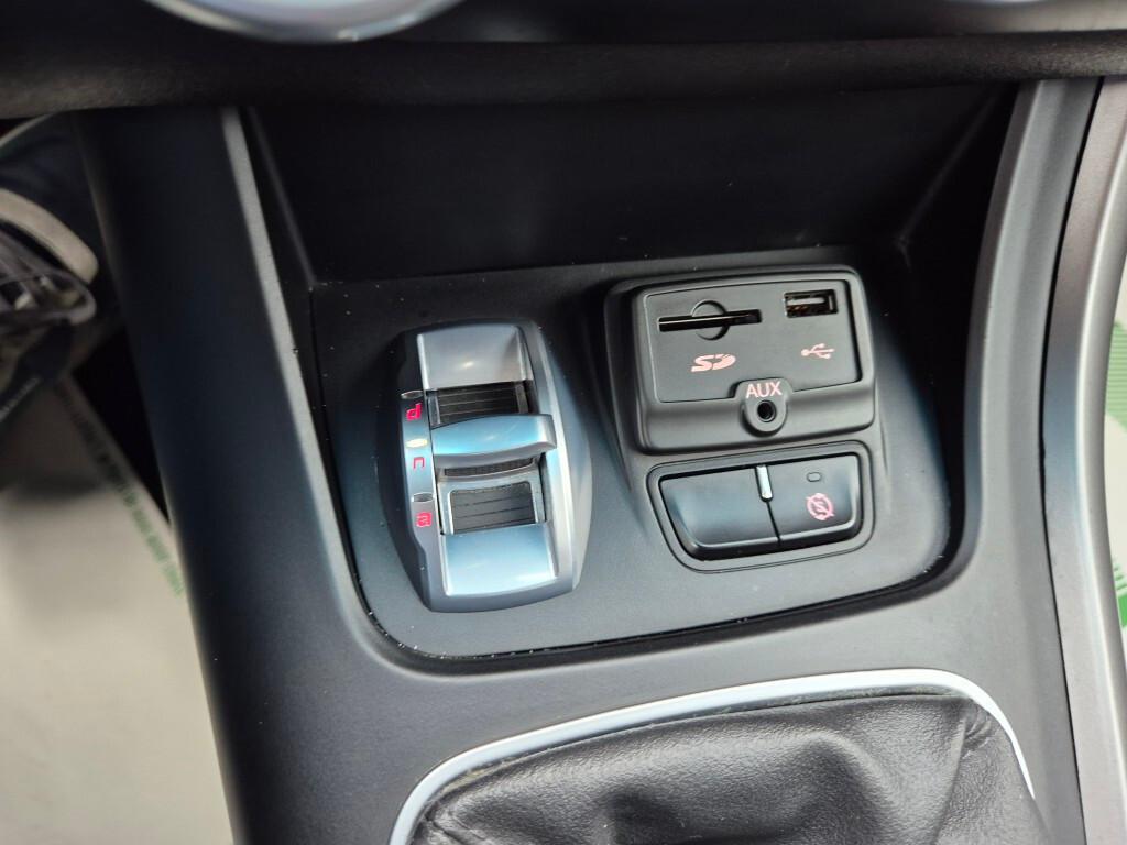 Alfa Romeo Giulietta 1.6 JTDm-2 NAVI LED