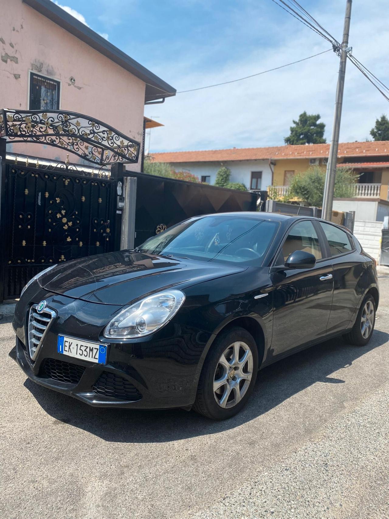 Alfa Romeo Giulietta 2.0 JTDm-2 170 CV Distinctive A SOLI 3.299 EURO