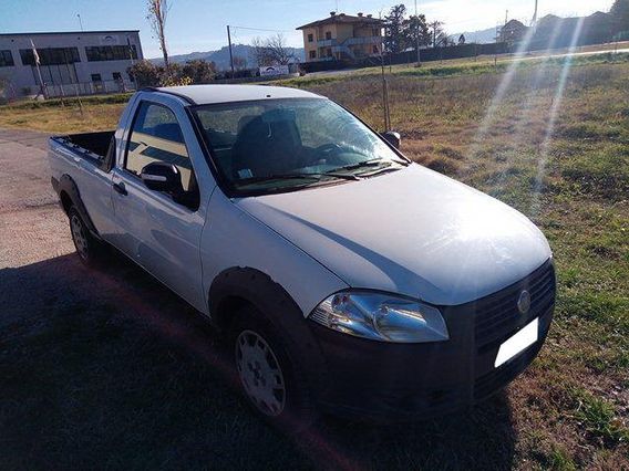 Fiat Strada 1.3 MJT 95CV Pickup Working