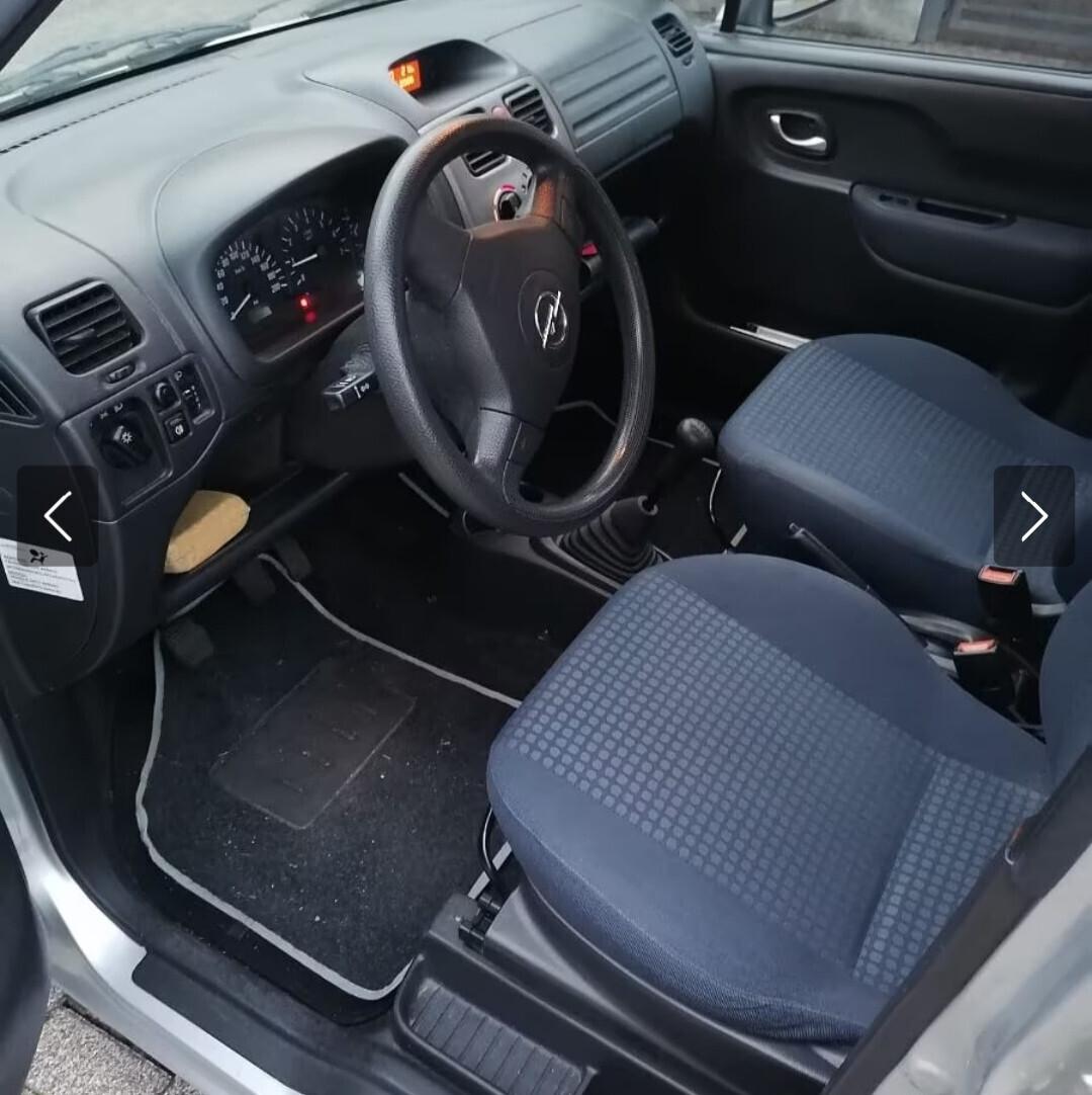 Opel Agila 1.0 12V Comfort gancio traino